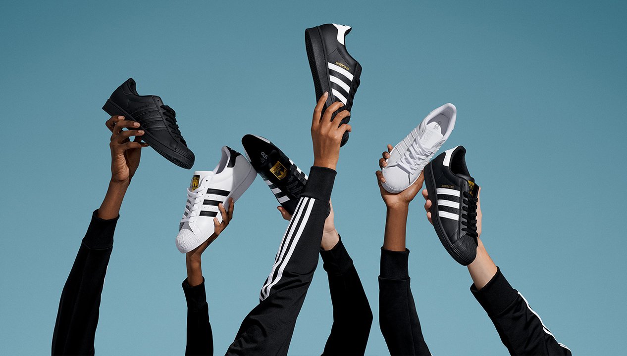 H22443-adidasOriginals_SS20_SUPERSTAR_LOOK2_8_11_FTW_FOCUS_2_1280x720px-584886